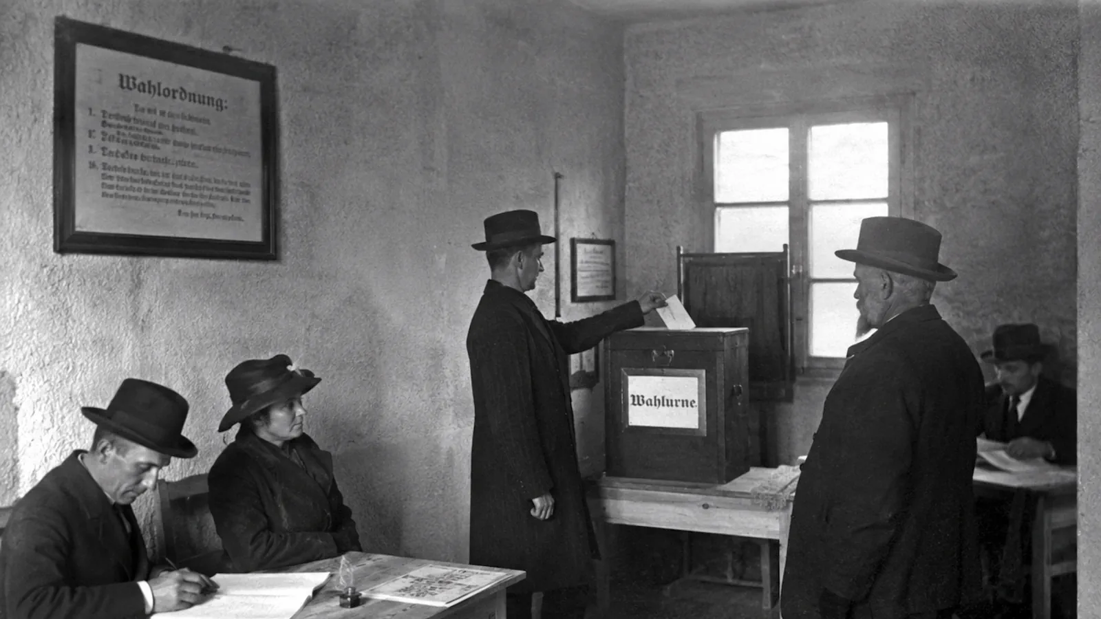MEMOIRE D URNES